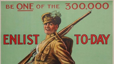 Póstaer liostála ar a bhfuil saighdiúir óg agus raidhfil le gualainn aige. An téacs: <i>"Be ONE of the 300,000" "Enlist Today and have it to say YOU helped to beat the Germans" "Go to the recruiting officer and join an Irish regiment"</i>