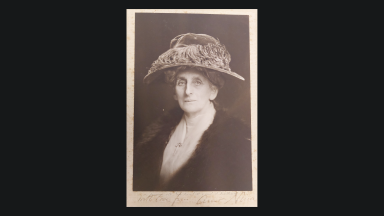 Portrait of Nina Frances Layard in hat