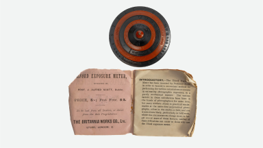 Portable light meter for photography