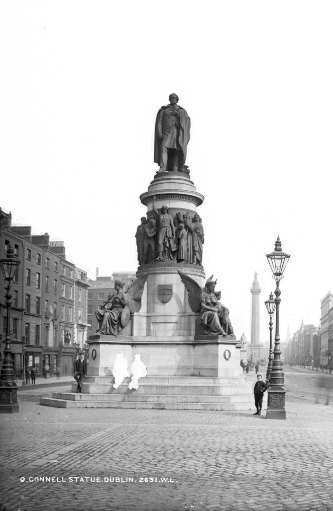 Monument Monument