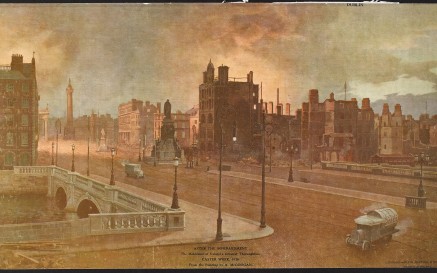 Léaráid ealaíontóra ar Chathair Bhaile Átha Cliath tar éis bombardú na Cásca 1916